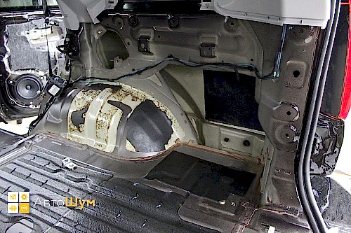 Штатная шумоизоляция арок Хавал Х5